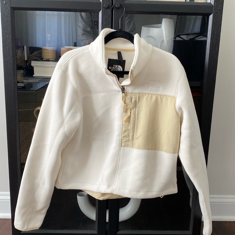 The North Face Women’s Denali Pullover NWOT